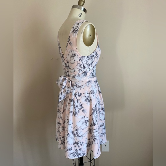 Victoria Secret Pink Floral Print Sundress with Black and White Flowers Size 6 - Picture 3 of 7